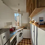 Charming Apartment In Central Paris
